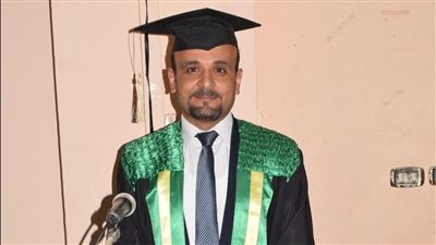 عصام حسن يحصل على الدكتوراه في الاقتصاد السياسي عن شراكة المجتمع المدني والدولة