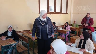 وكيل التعليم ببني سويف تتفقد سير امتحانات الشهادة الإعدادية في الجبر والكمبيوتر