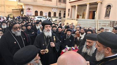 الأنبا مقار يضع حجر أساس الكاتدرائية المرقسية بمدينة فاقوس