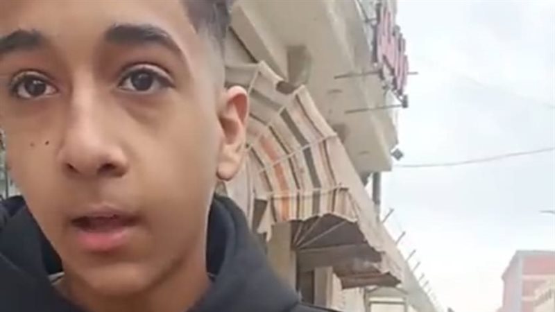 طلاب الامتحانات 