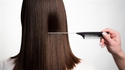 طريقة طبيعية وآمنة لفرد الشعر في البيت 