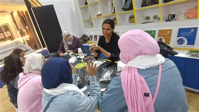 في 3 أيام، تعلمي صناعة الشموع والمكياج بمعرض القاهرة الدولي للكتاب 