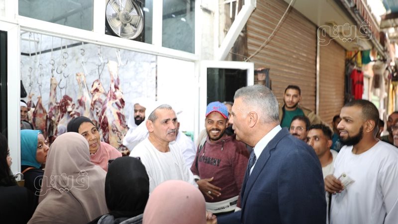 جولة لمحافظ أسوان
