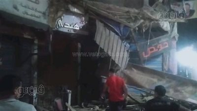 مصرع شخص وإصابة 4 آخرين، اللقطات الأولى لانهيار جزئي بمبنى السينما القديمة في الشرقية (فيديو)