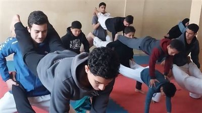 شباب البحيرة تنفذ تدريبات مشروع اللياقة البدنية بمركز شباب أبوحمص 