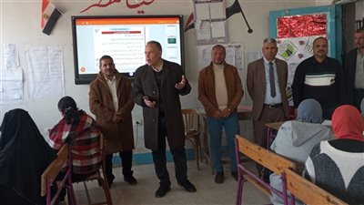 تعليم أسيوط يتابع ورشة 