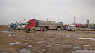 الحكومة السورية تبدأ استخراج النفط من حقول سيطرت عليها مؤخرا 