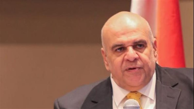 د.عمر عزام، فيتو
