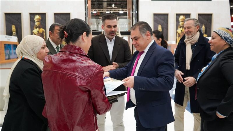 فوز الجناح المصري