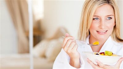 للنساء فقط، فواكه شتوية توازن الهرمونات في الجسم