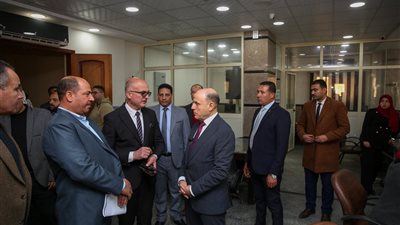 محافظ كفر الشيخ يتابع انتظام العمل بالمركز التكنولوجي بسيدي غازي