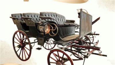 عربة «شرابان» تتصدر مقتنيات متحف المركبات الملكية ببولاق، تعرف عليها