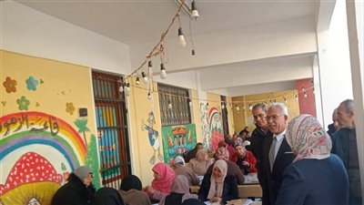 وكيل تعليم الإسماعيلية يتابع أعمال تصحيح الشهادة الإعدادية 