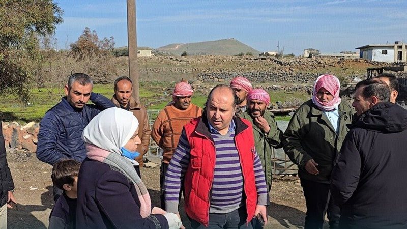 إسرائيل ترش أراضي