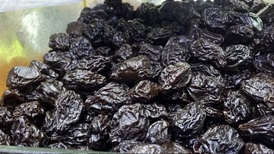 أسعار ياميش رمضان 2026 بسوق العطارة، بلح محمد صلاح يتصدر المشهد بـ 70 جنيها، كيلو الزبيب بـ 140 والقراصيا بـ 280 والكاجو بـ600 (فيديو وصور)