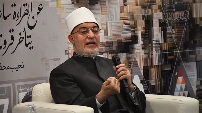 الدكتور نظير عياد،
