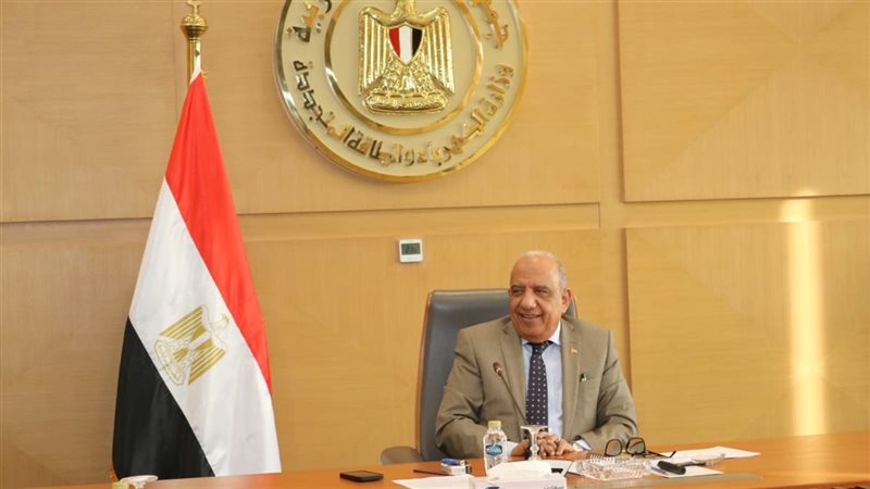 وزير الكهرباء