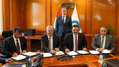 وزير البترول يشهد توقيع مذكرة تفاهم مع 