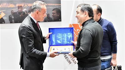 نائبا وزيري خارجية الولايات المتحدة وطاجيكستان يزوران المتحف المصري الكبير