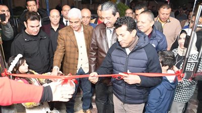 أشرف صبحي ومحافظ دمياط يفتتحان أعمال تطوير ناديي المستقبل ورأس البر 