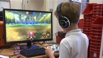 أستاذ نظم ذكية: الألعاب الإلكترونية تغذي العدوانية لدى الأطفال