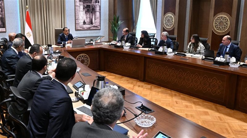 اجتماع برئاسة الدكتور