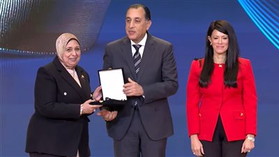 وزير المالية: سعيد بتكريم مبادرة المراكز اللوجستية