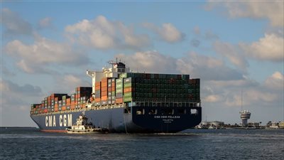 تداول 62 ألف طن بضائع بميناء دمياط خلال 24 ساعة