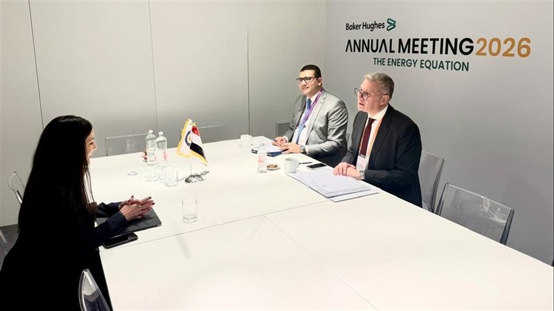 وزير البترول خلال