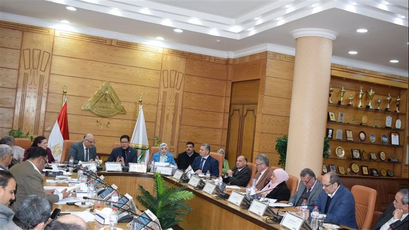 جامعة بنها 