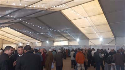 توافد أعضاء الجمعية العمومية على مقر الوفد لاختيار رئيس جديد للحزب (صور)