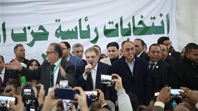 السيد البدوى: أنا على مسافة واحدة من الجميع ولن أسمح بتصفية حسابات