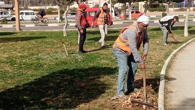 إصلاح خط مياه بحدائق المعرض الدائم في الإسماعيلية ورفع كفاءة الجزيرة الوسطى بالمستقبل