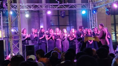 حفل غنائي لكورال شباب الأوبرا بمعرض القاهرة للكتاب (صور)