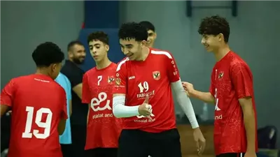 الأهلي يتوج بلقب دوري المرتبط للكرة الطائرة بعد فوز الشباب أمام الزمالك