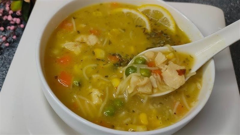 شوربة الدجاج 
