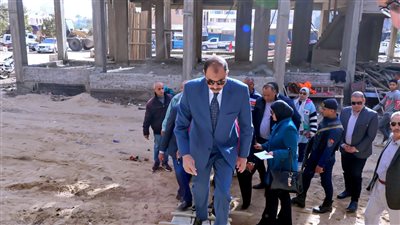 محافظ سوهاج يتفقد مشروع إنشاء المجمع السكني بأرض المشتل بحي غرب 