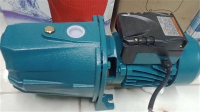 إغلاق مصنع مواتير مياه مزيفة وضبط صاحبه في الطالبية