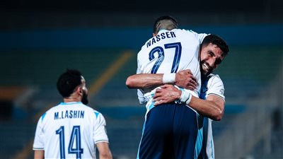 بيراميدز يقسو على نهضة بركان بثلاثية نظيفة ويقترب من التأهل لربع نهائي دوري الأبطال 