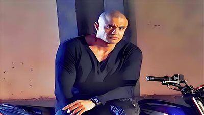 إصابة الفنان أحمد رمزي في كواليس تصوير مسلسل الكينج