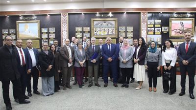 الزملوط: نتعاون مع الشركاء الدوليين لتحفيز الاستثمار المحلي