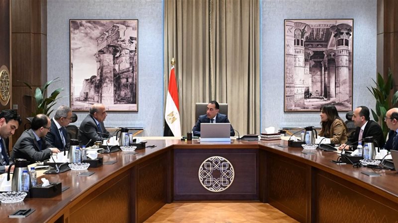 اجتماع برئاسة الدكتور