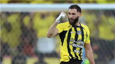 رسميا، الهلال السعودي يعلن تعاقده مع كريم بنزيما 