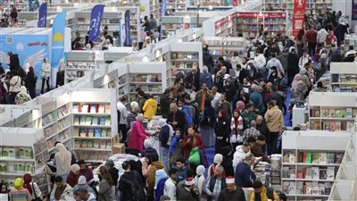 معرض القاهرة للكتاب يقترب من 6 ملايين زائر قبل ختام دورته 57