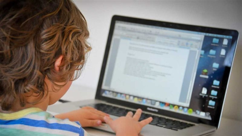 استخدام الأطفال مواقع