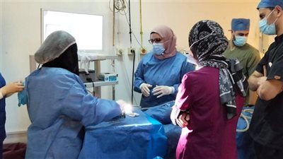 مبادرة «العلاج حق للجميع» بجامعة قناة السويس تجري 7 عمليات جراحية مجانًا
