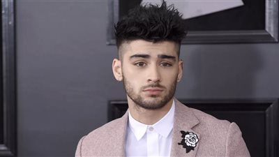 زين مالك يعلن عن جولته الغنائية المنفردة الأولى