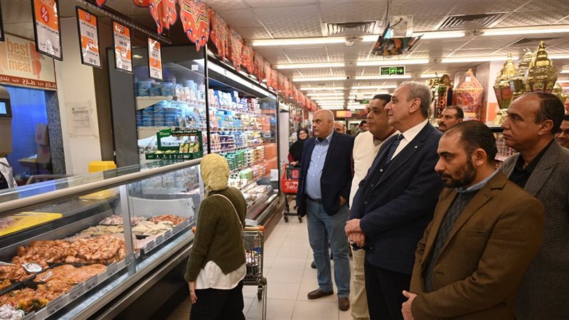 محافظ الغربية يتفقد