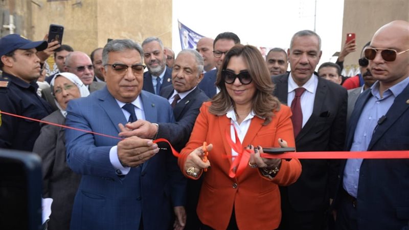 وزيرة التنمية ومحافظ
