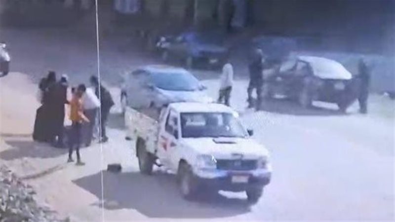 كانت رايحة تجهز ورق
